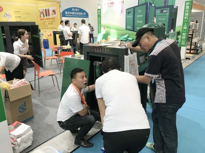 萨震节能空压机亮相2018中国义乌国际针纺织品展览会，助推行业绿色转型